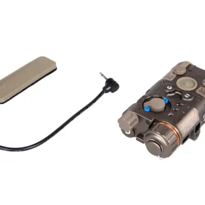Replika modułu PEQ-NGAL (wersja metalowa, latarka, laser + IR) Dark Earth WDN-10-038976-00 asgbox.pl latarka