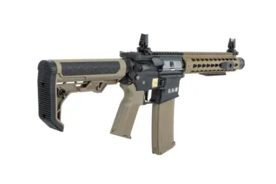 Karabinek ASG Specna Arms RRA SA-P07 PRIME™ HAL™ ETU Light Ops Stock Wersja High Torque Half-Tan - obrazek 4