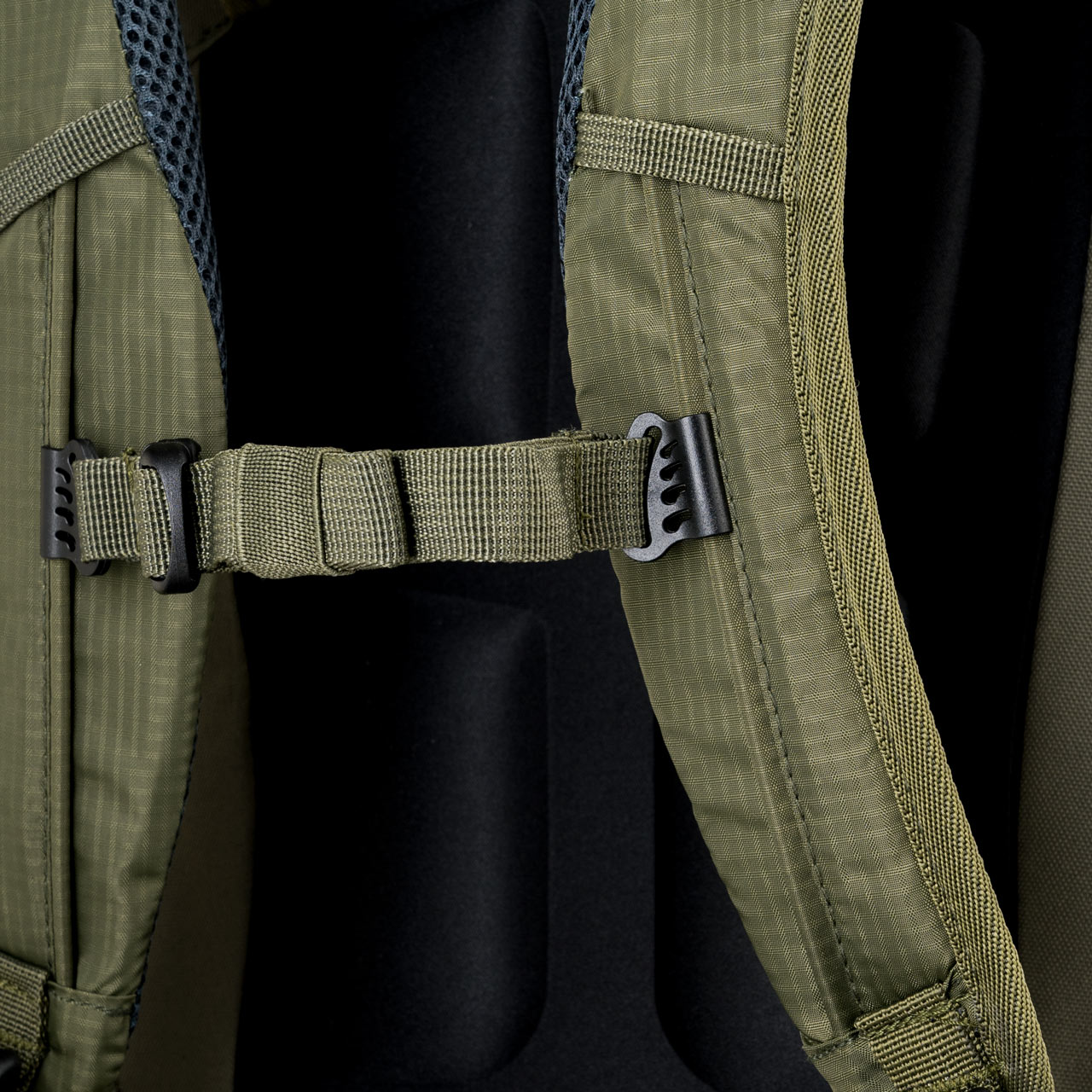 Plecak Alpinus Mallcu 28 Zielony ALN-20-040170-00 asgbox.pl Plecak Alpinus Mallcu 28 Zielony - obrazek 3