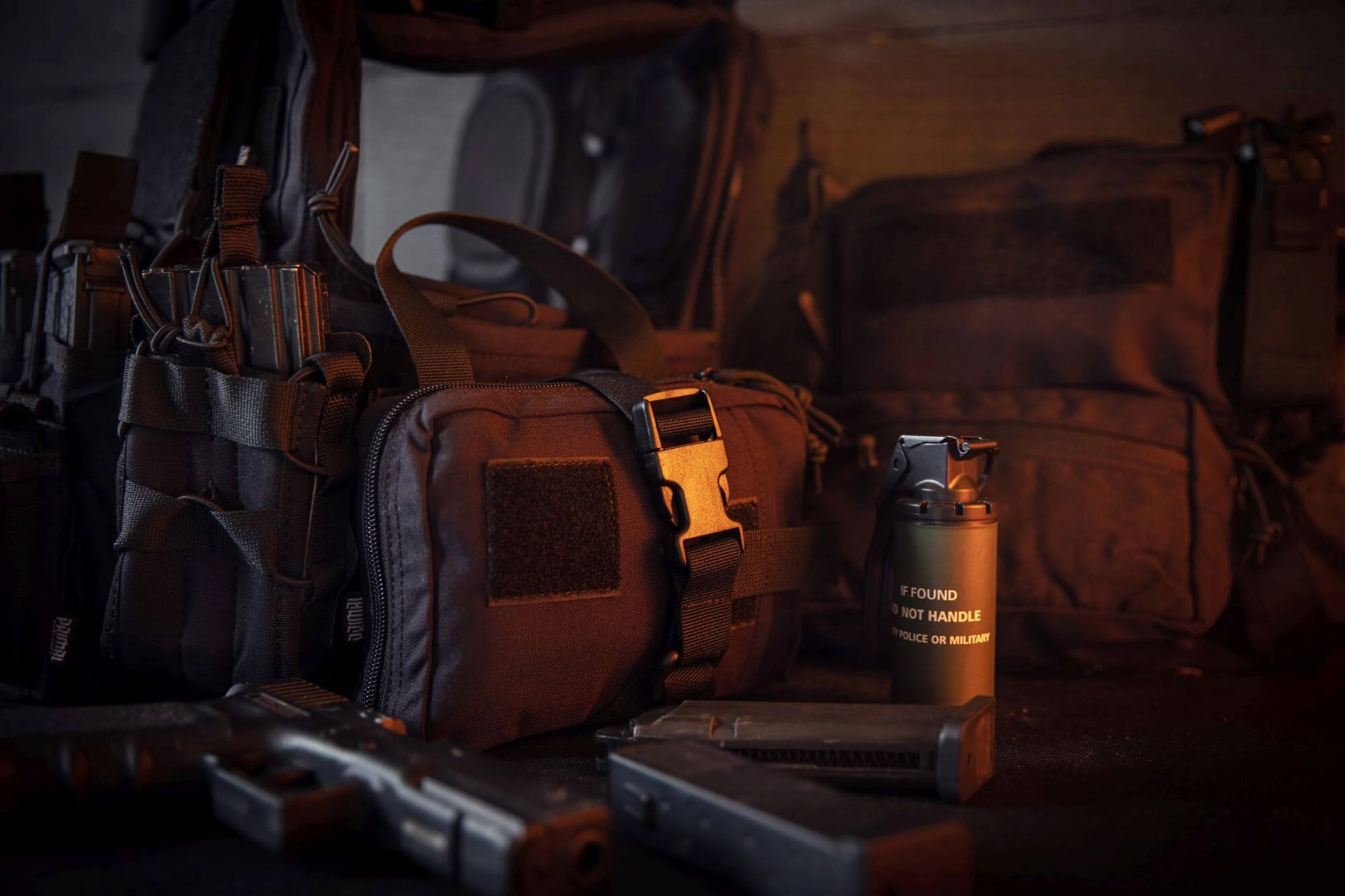 Mała apteczka zrywana Genus - Czarna OD-G-PRI-19-031780-00 asgbox.pl Mała apteczka zrywana Genus - Czarna - obrazek 3