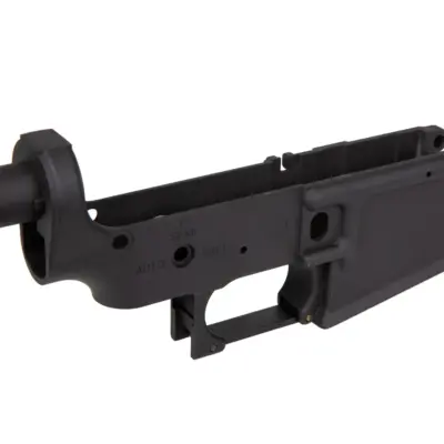 Metalowy dolny korpus Daniel Defense do serii M4 SA z systemem ESA2™ - Czarny SPE-09-037889-00 asgbox.pl Metalowy dolny korpus Daniel Defense do serii M4 SA z systemem ESA2™ - Czarny SPE-09-037889-00 asgbox.pl