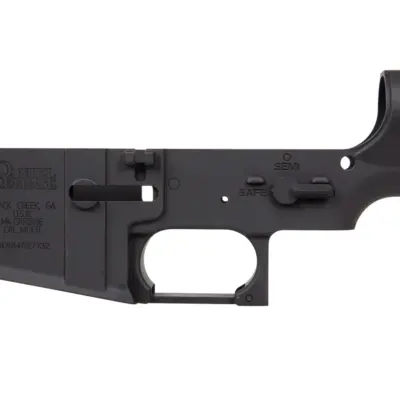 Metalowy dolny korpus Daniel Defense do serii M4 SA z systemem ESA™ - Czarny SPE-09-037888-00 asgbox.pl Metalowy dolny korpus Daniel Defense do serii M4 SA z systemem ESA™ - Czarny SPE-09-037888-00 asgbox.pl