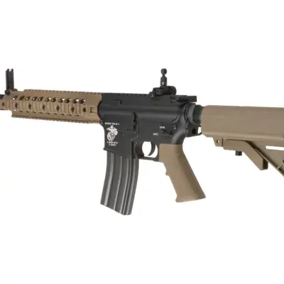Replika karabinka SA-B03 ONE™ SAEC™ System - Half Tan OD-G-SPE-01-010885-00 asgbox.pl Replika karabinka SA-B03 ONE™ SAEC™ System - Half Tan OD-G-SPE-01-010885-00 asgbox.pl
