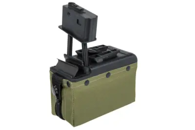 Elektryczny magazynek pudełkowy A&K na 2000 kulek do replik typu M249 Oliwkowy - obrazek 3