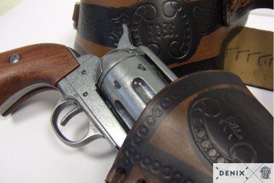 Ceinturon avec un holster pour revolver Western - obrazek 3