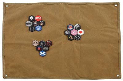 Présentoir à patch Tan  avec 20 patchs aléatoires sentinelle gear - Présentoir à patch Tan avec 20 patchs aléatoires sentinelle gear