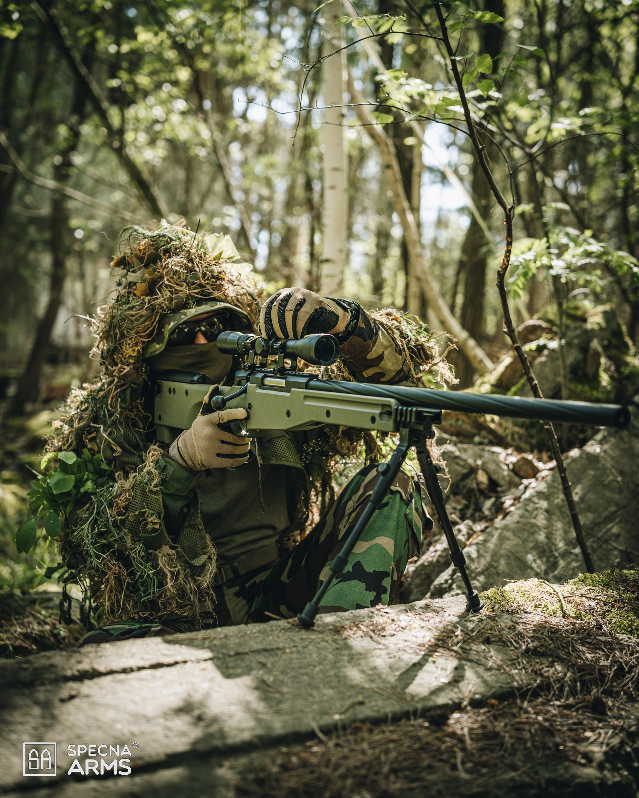 Replika karabinu snajperskiego Specna Arms SA-S14 EDGE™ z lunetą i dwójnogiem Oliwkowa